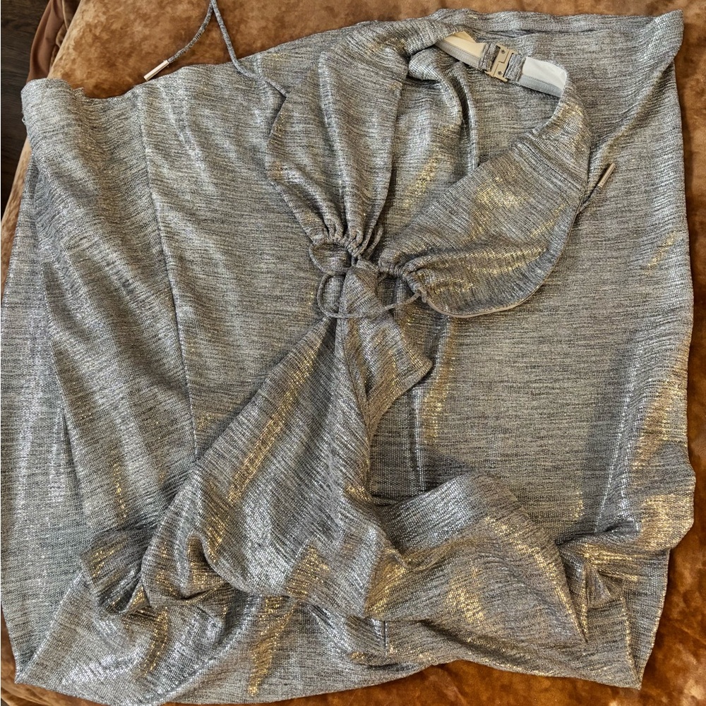 SIGNIFICANT OTHER Chloe Maxi Dress in Gold - Picture 5 of 7